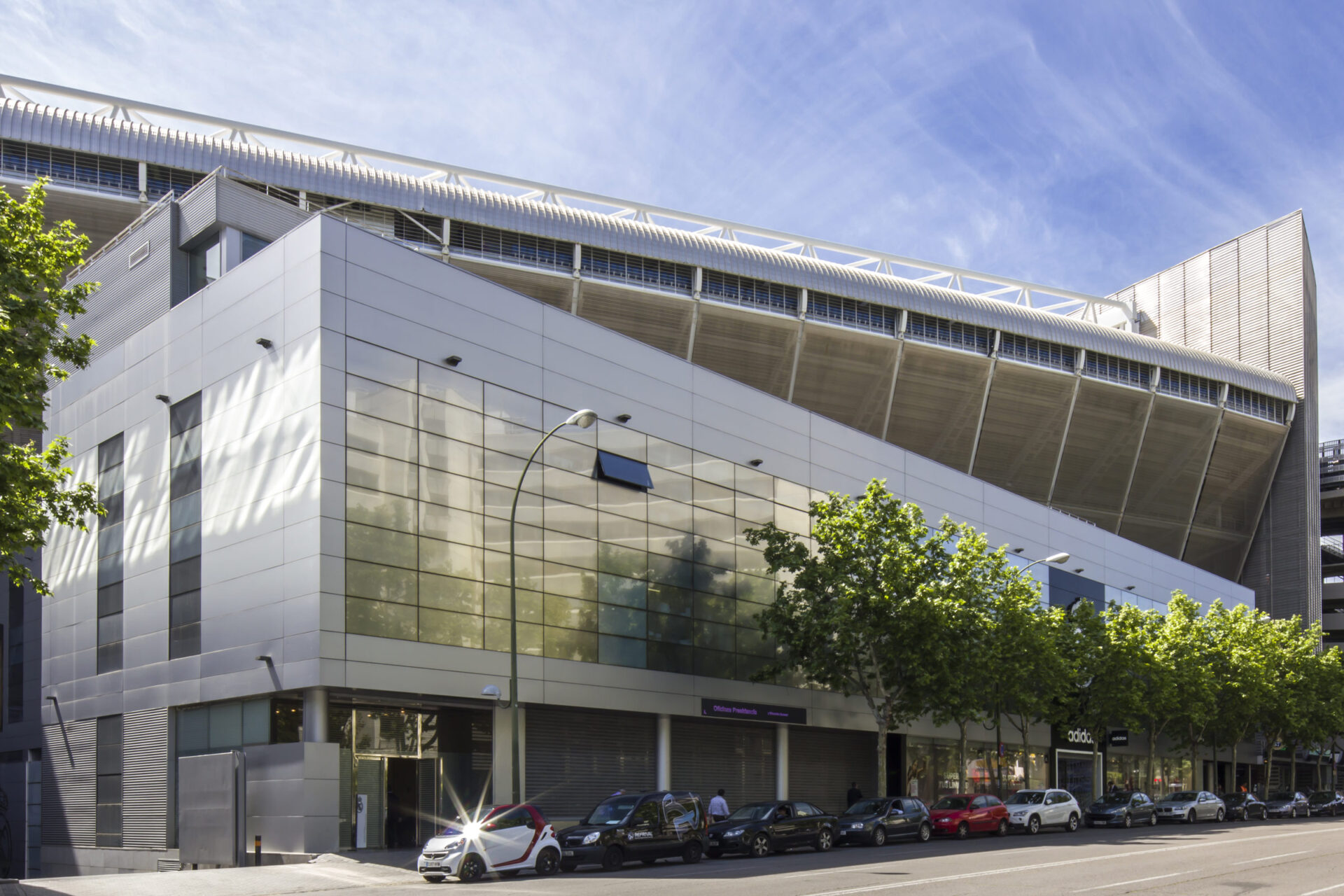 ADIDAS STORE SANTIAGO BERNABÉU STACBOND
