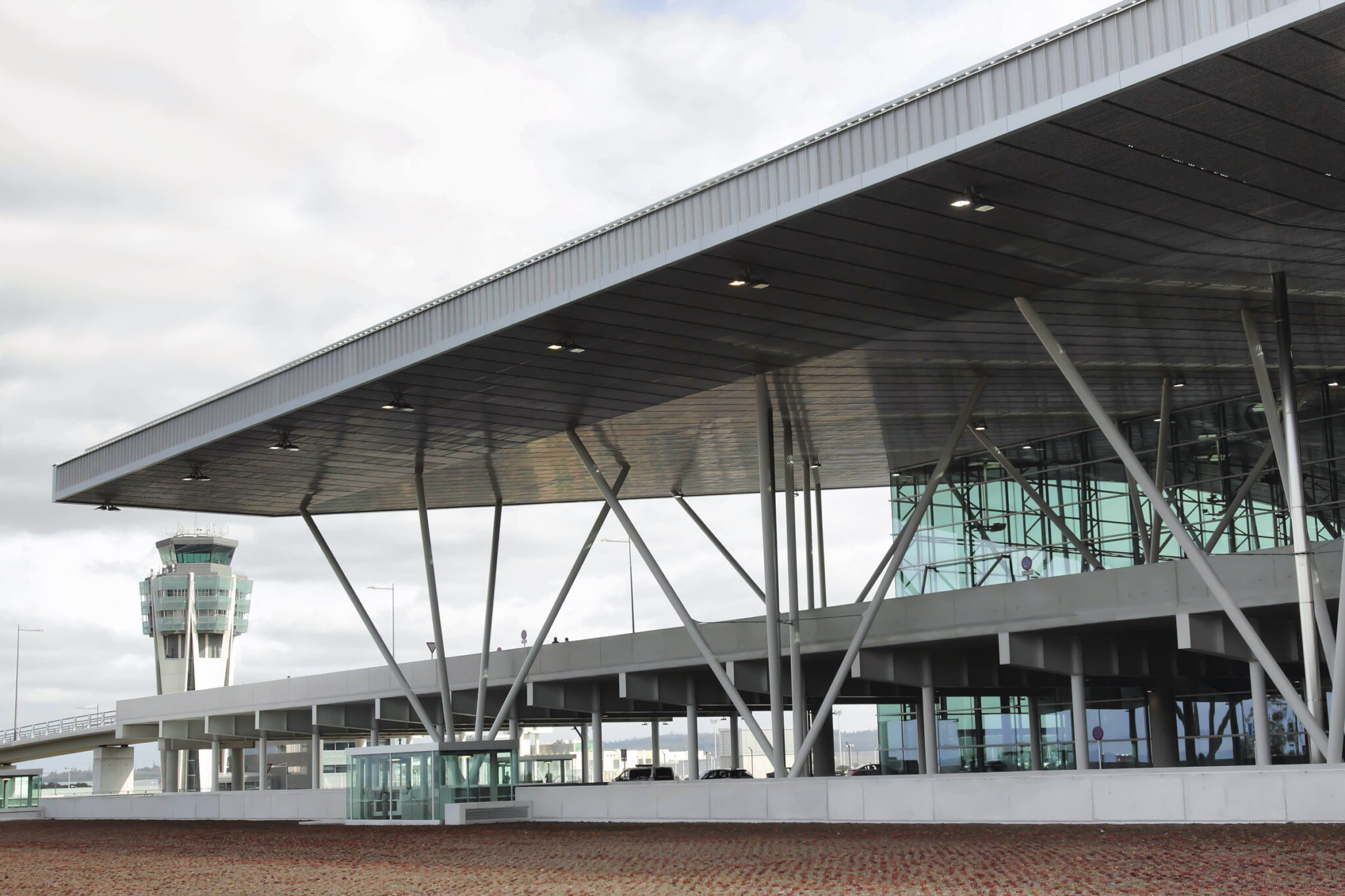 ROSALÍA DE CASTRO AIRPORT STACBOND