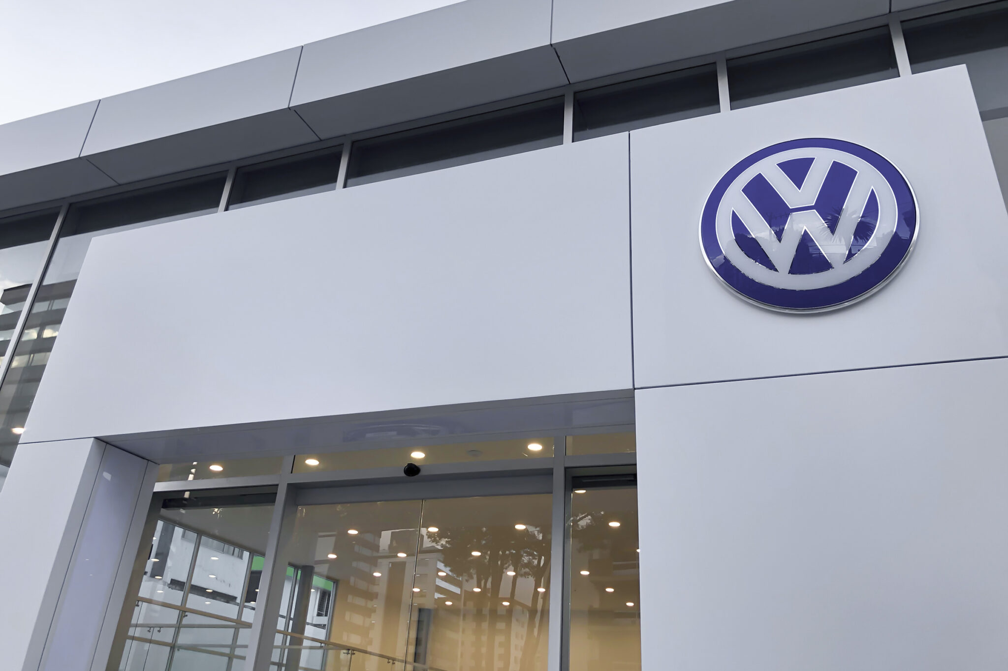 Concessionnaire Allemand Volkswagen CONCESSIONNAIRE VOLKSWAGEN - STACBOND