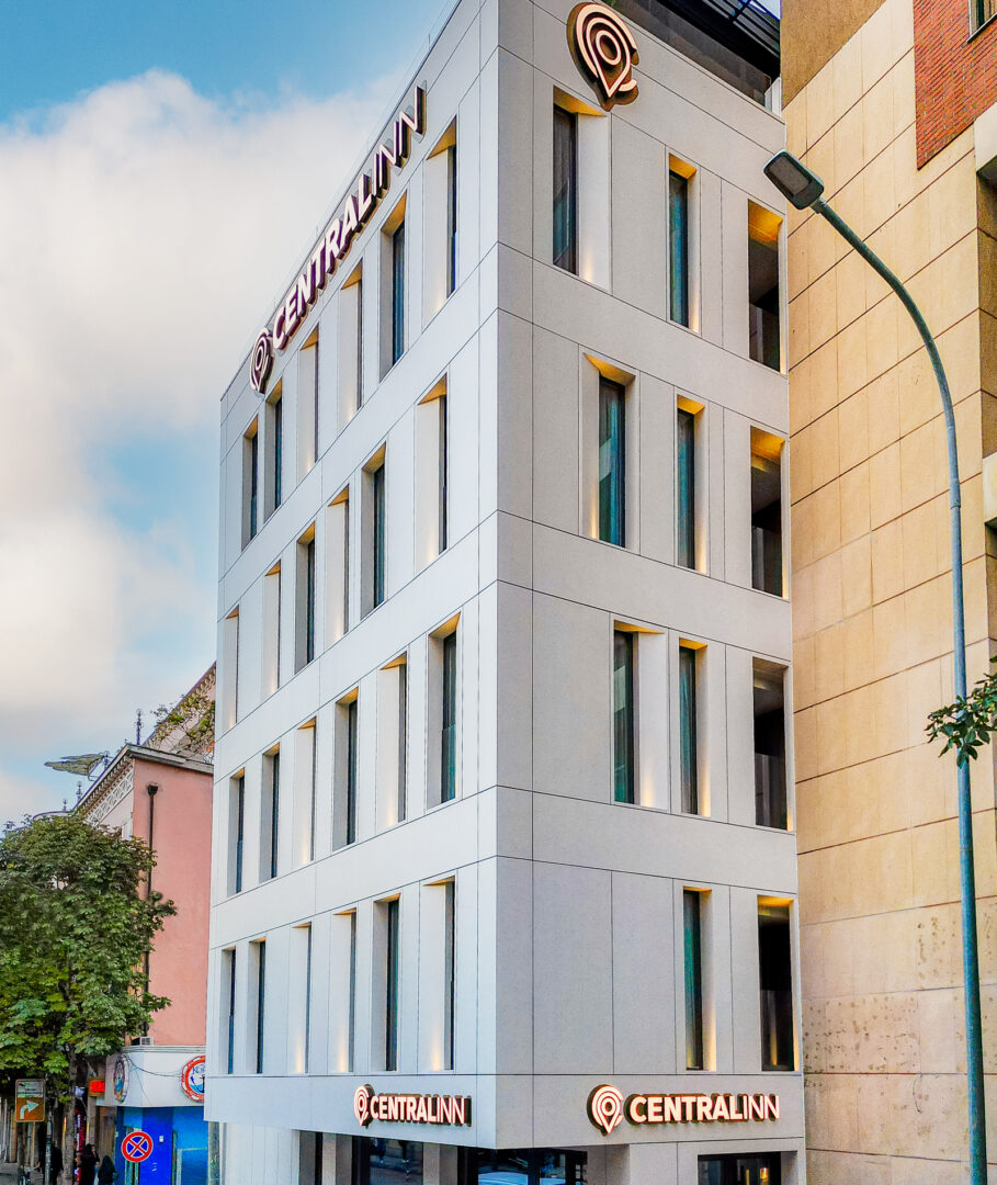 hotel-albania-panel-composite-stacbond