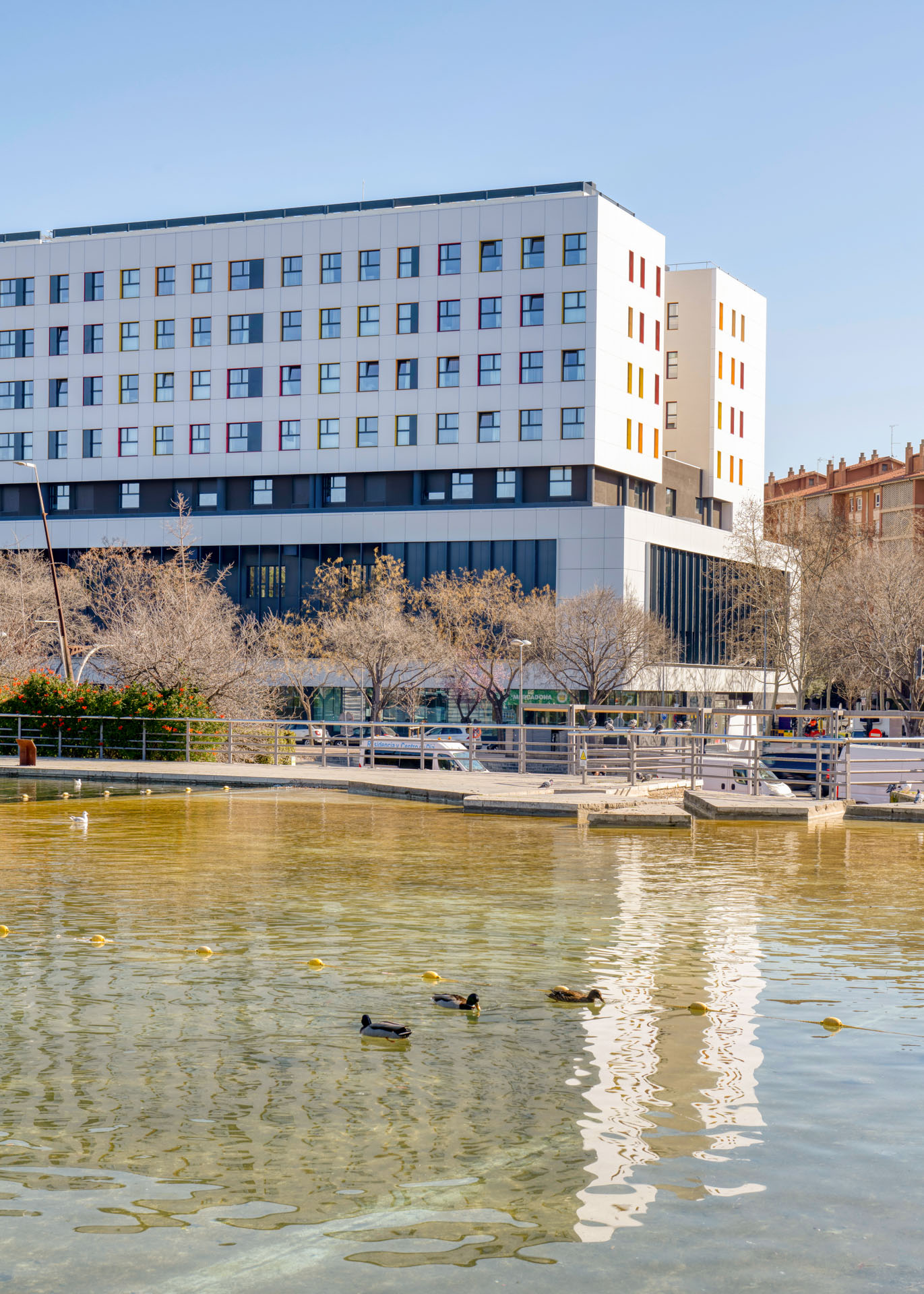 Yugo Sabadell - STACBOND