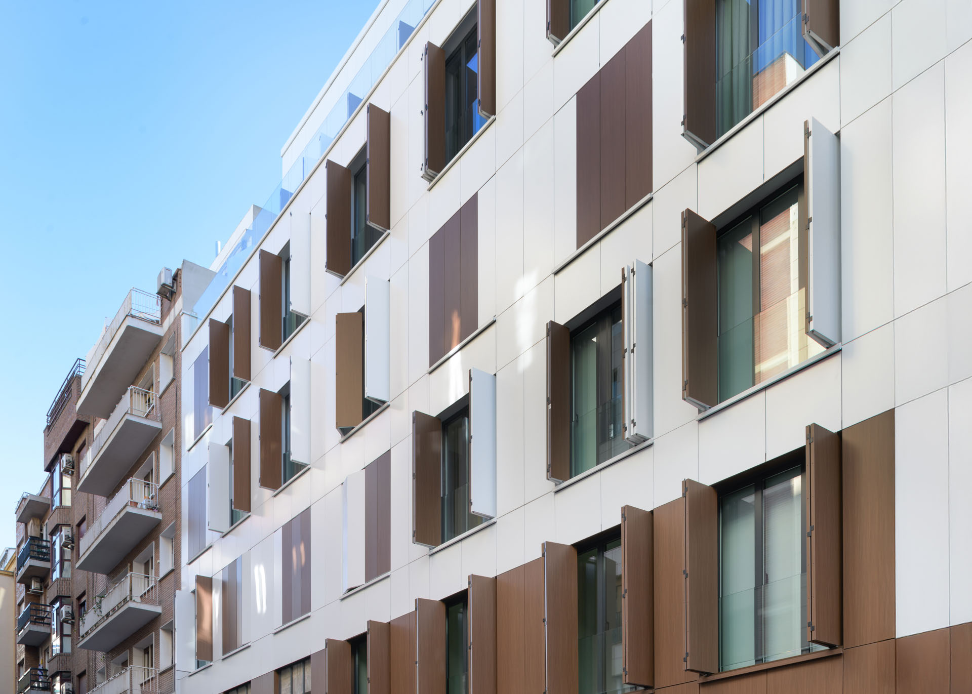viviendas-madrid-panel-stacbond-despues