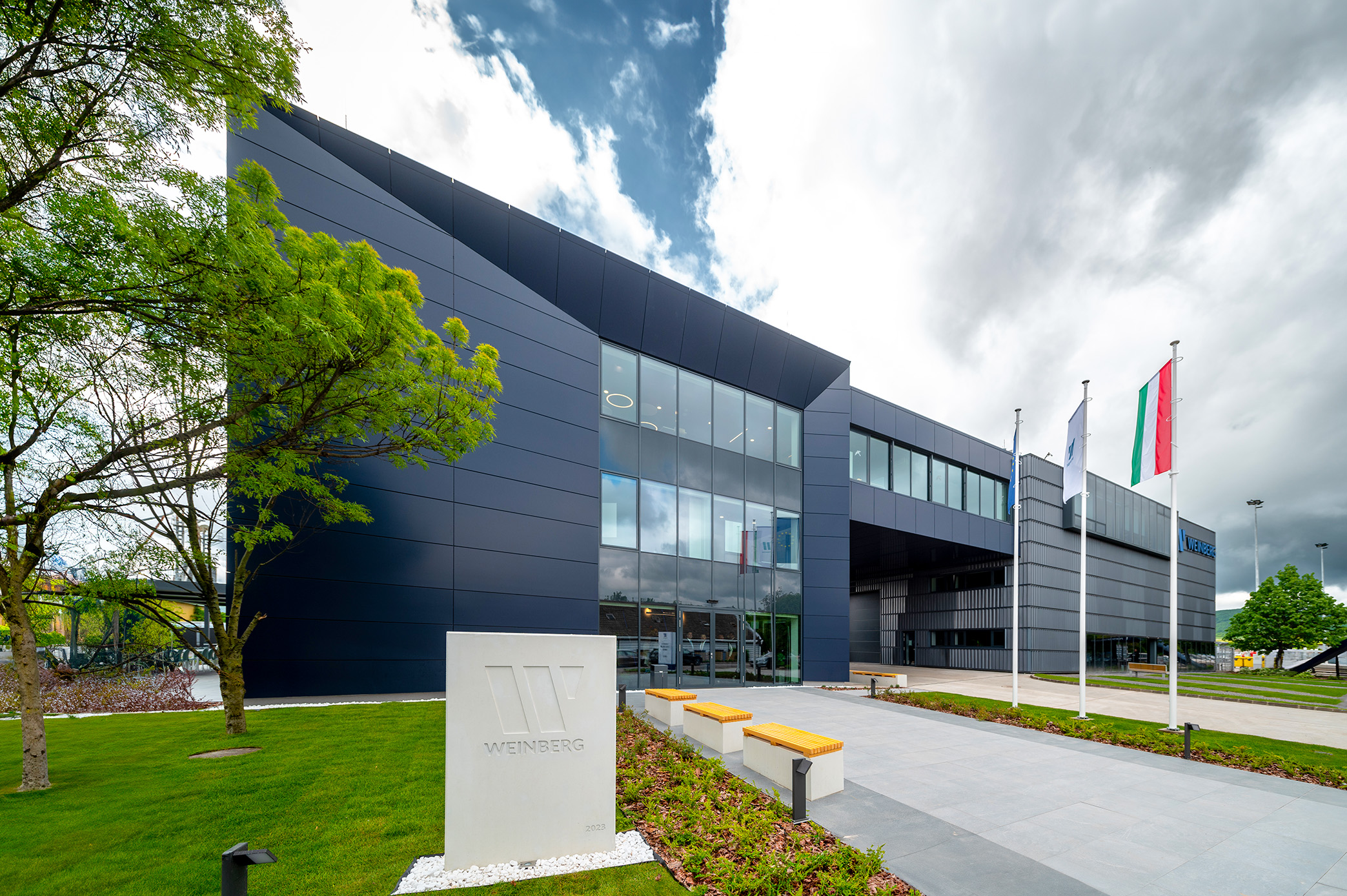 STACBOND_Weinberg-building-3_www