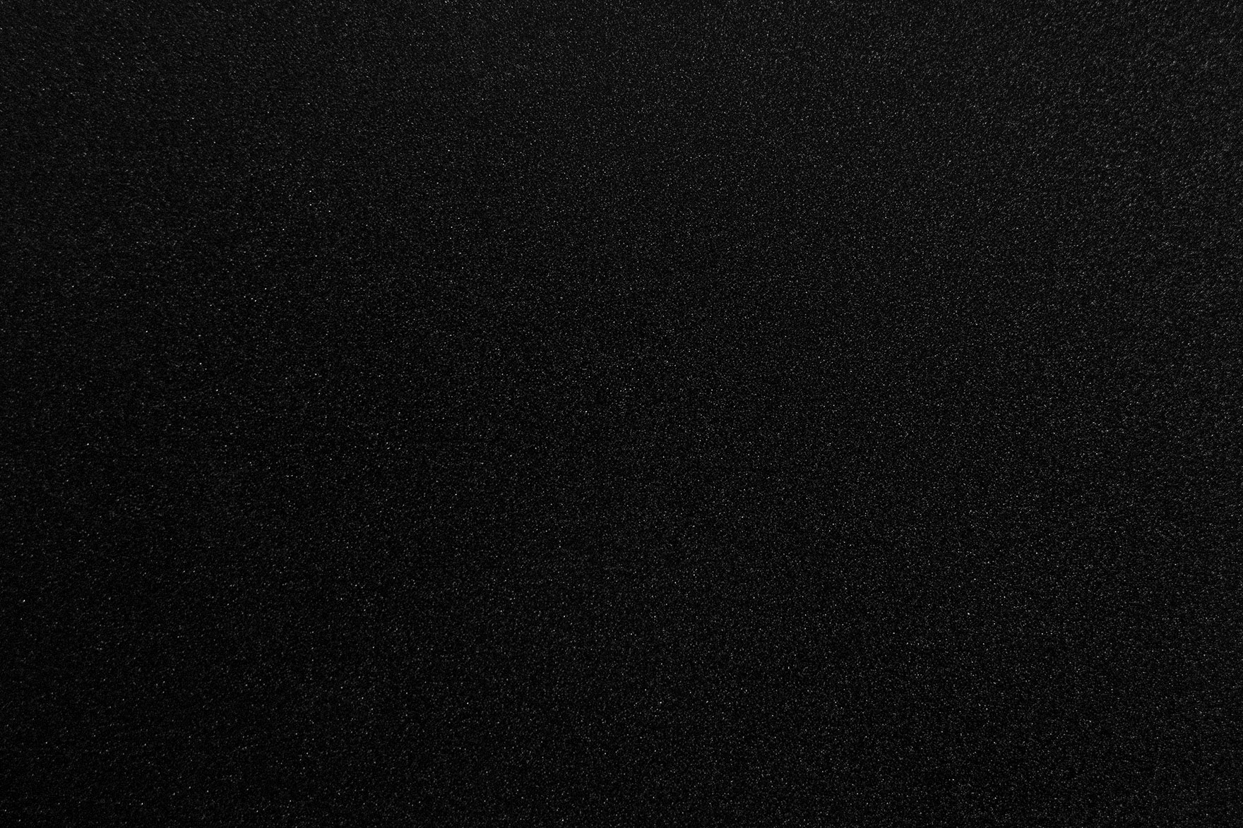 CLOSEUP_STB-589_BlackStardust-1