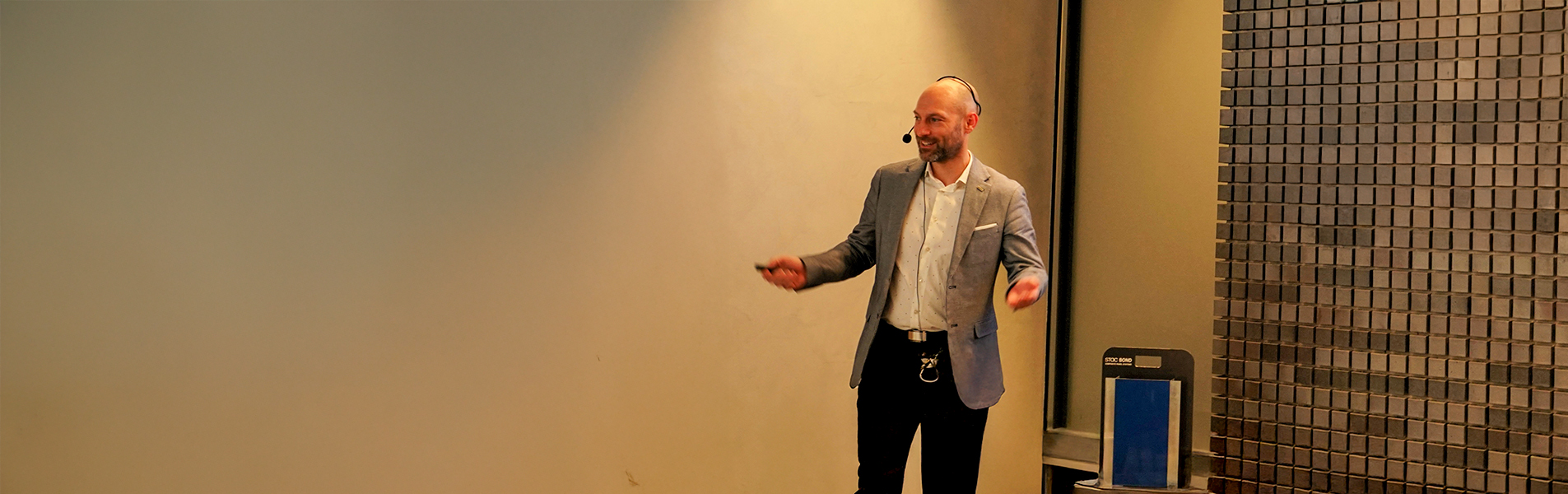 Marcos_Portada_FaceToFace