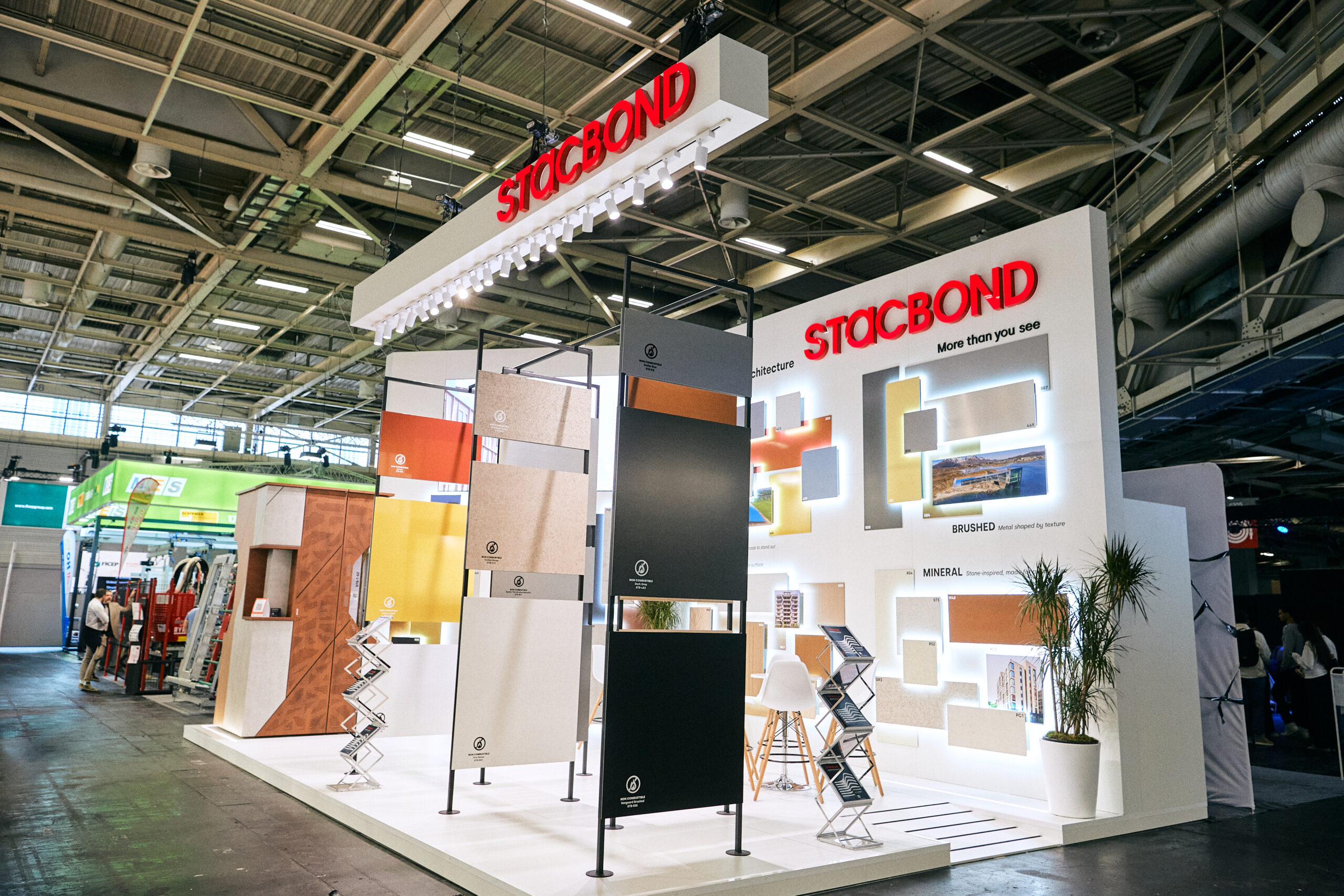 Stand STACBOND